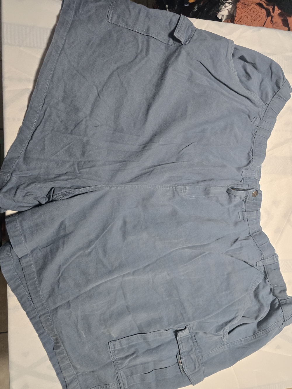 Men's Light Blue Cargo Shorts - Casual Summer Style